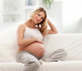 Как можно избавиться от растяжек при беременности?