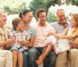 Должны ли престарелые родители жить со своими детьми?